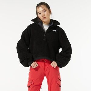 NWT The North Face Women’s Sherpa Quarter Zip